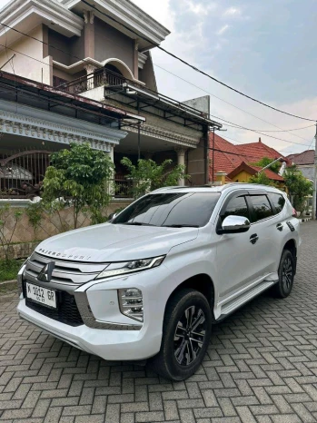 Mitsubishi Pajero Sport 2.4L Dakar 4x2 Automatic 2022