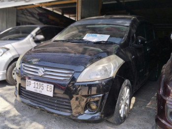 Suzuki Ertiga 1.5L GL Manual 2013