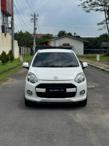 Daihatsu Ayla 1.0L X Manual 2017