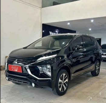 Mobil Mitsubishi Xpander Exceed 1.5 MT HITAM (2019) - Mocil.id