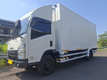 Isuzu ELF NMR Manual 2024