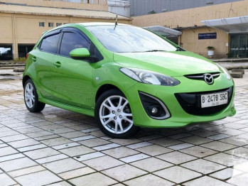 Mazda Mazda2 1.5L R Automatic 2012