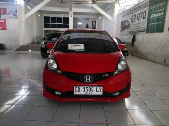 Honda Jazz 1.5L S Automatic 2014