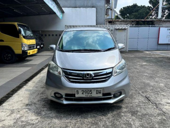 Honda Freed 1.5L E Automatic 2013
