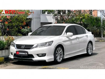 Honda Accord 2.4L i-VTEC Automatic 2013