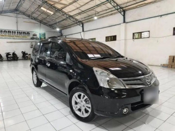 Nissan Grand Livina SV Automatic 2013