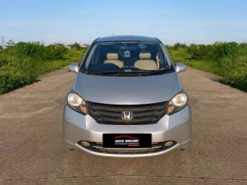 Honda Freed 1.5L S Automatic 2012
