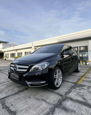 Mercedes-Benz B-Class B200 Automatic 2013
