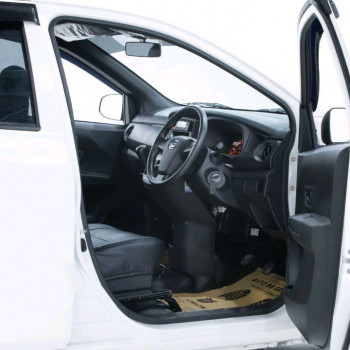 Daihatsu Sigra 1.0L D Manual 2023