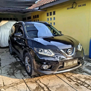 Nissan X-Trail 2.5L Automatic 2015