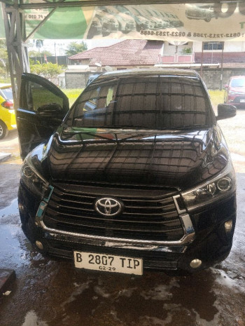 Toyota Innova 2.4L V Diesel Automatic 2020