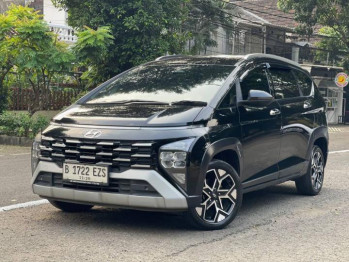 Hyundai Stargazer 1.5L Prime AT Capt. Seat Automatic 2023