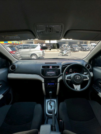 Toyota Rush 1.5L G Automatic 2023