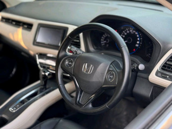Honda HR-V 1.8L Prestige Automatic 2015