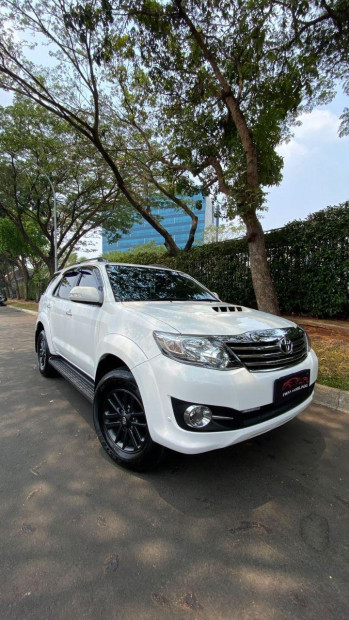 Toyota Fortuner 2.5L G VNT Diesel Automatic 2014