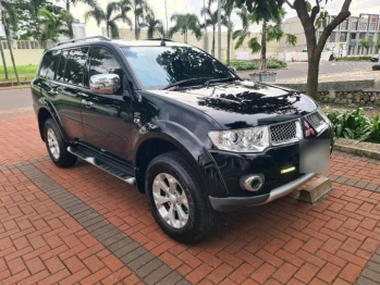 Mitsubishi Pajero Sport 2.4L Dakar 4x2 Automatic 2012