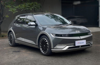 Hyundai Ioniq Signature Long Range Automatic 2023