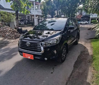 Toyota Innova 2.0L G Bensin Manual 2022
