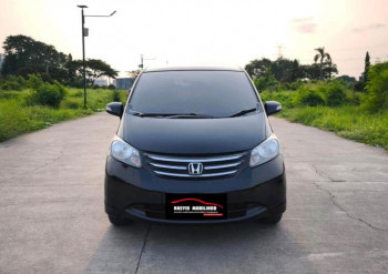 Honda Freed 1.5L S Automatic 2011