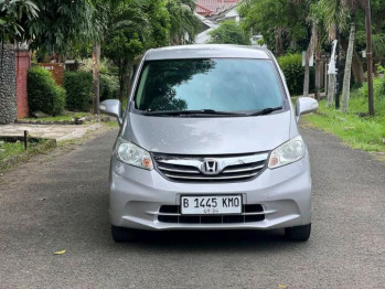 Honda Freed 1.5L S Automatic 2012