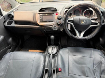 Honda Jazz 1.5L RS Automatic 2010