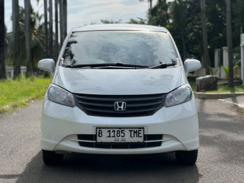 Honda Freed 1.5L S Automatic 2010
