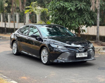 Toyota Camry 2.5L Hybrid Automatic 2019