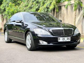 Mercedes-Benz S-Class S350 Automatic 2008