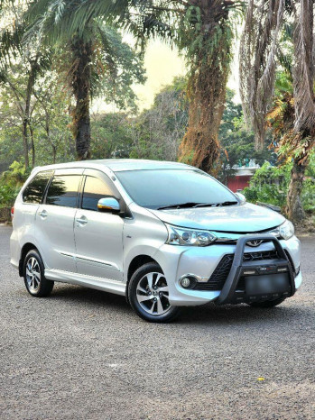 Toyota Avanza 1.5L Veloz Automatic 2017
