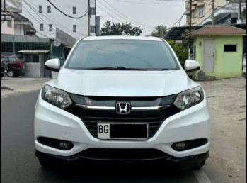 Honda HR-V 1.5L S Manual 2015