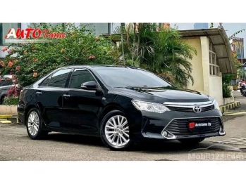 Toyota Camry 2.5L V Automatic 2015