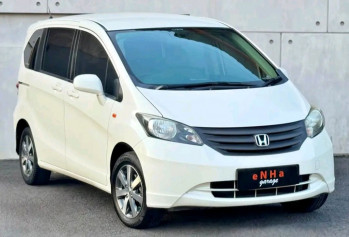 Honda Freed 1.5L S Automatic 2012