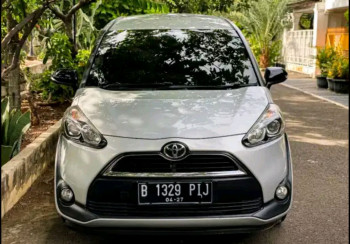 Toyota Sienta 1.5L V Manual 2017
