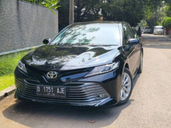Toyota Camry 2.5L V Automatic 2021