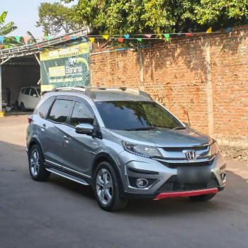 Honda BR-V 1.5L E Automatic 2016