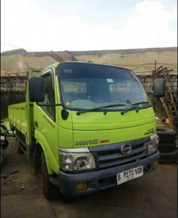 Hino Dutro 115 SDL Manual 2014