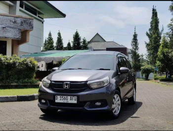 Honda Mobilio 1.5L E Automatic 2017