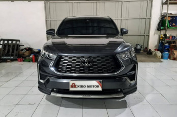 Toyota Innova 2.0L Q HV Modellista Zenix Automatic 2025