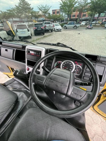 Mitsubishi Colt Diesel FE 71 Box Alumunium Manual 2018