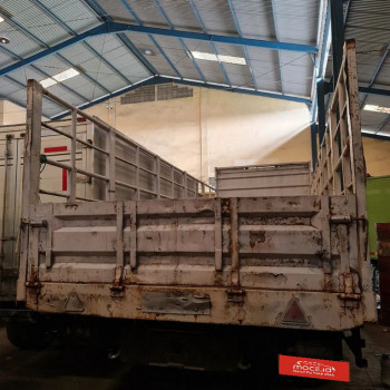 Mobil ISUZU GIGA FTR 210PS BAK ENGKEL 6 RODA 2012 - Mocil.id