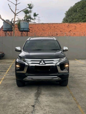 Mitsubishi Pajero Sport 2.5L Exceed Automatic 2022
