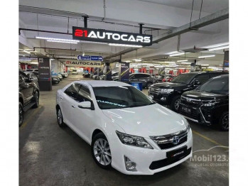 Toyota Camry 2.5L Hybrid Automatic 2015
