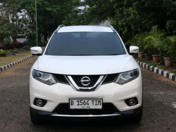 Nissan X-Trail 2.5L Automatic 2015