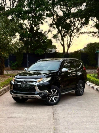 Mitsubishi Pajero Sport 2.4L Dakar 4x2 Automatic 2016