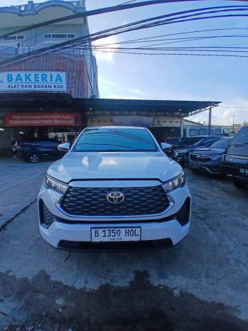 Toyota Innova 2.0L G HV Zenix Automatic 2024