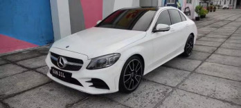 Mercedes-Benz C-Class C300 AMG Automatic 2020