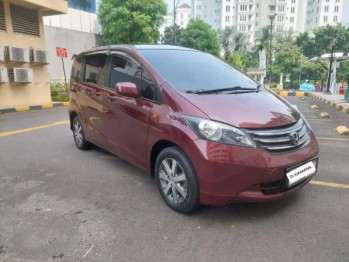 Honda Freed 1.5L E Automatic 2009