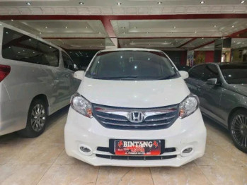 Honda Freed 1.5L E Automatic 2013
