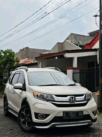 Honda BR-V 1.5L E Automatic 2016