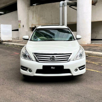 Nissan Terra 2.5L VL Diesel Automatic 2013